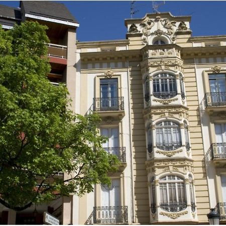 Апартаменты Casa Oroela Хака Экстерьер фото